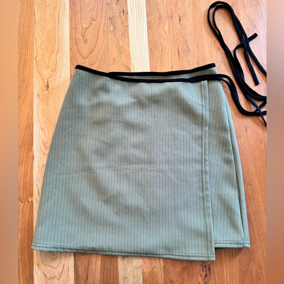 HISSY FIT Wrap Skirt - Picture 7 of 7